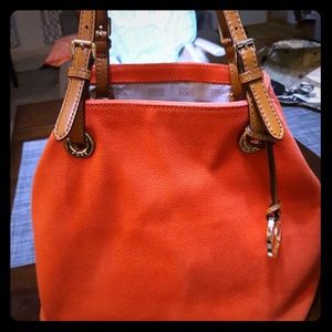 Michael Kors- Authentic